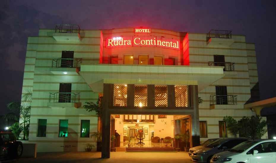 Hotel Rudra Continental Rudrapur Екстер'єр фото
