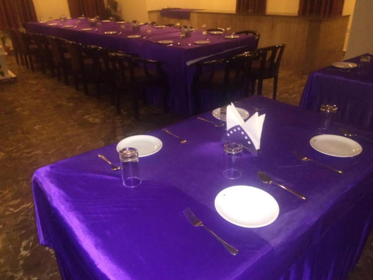 Hotel Rudra Continental Rudrapur Екстер'єр фото
