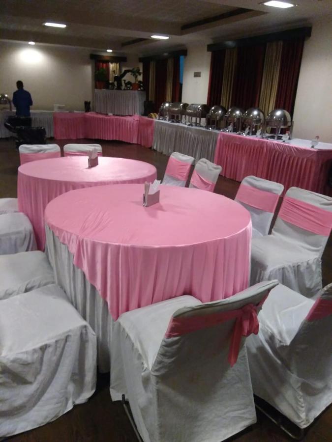 Hotel Rudra Continental Rudrapur Екстер'єр фото